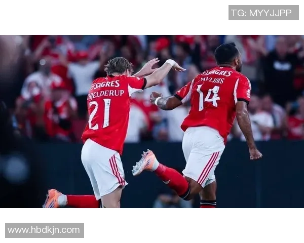 中超精彩对决本菲卡与莱比锡战成平局神扑瞬间引发全场热烈反响