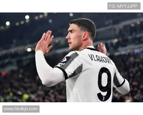 欧联杯激战AC米兰与尤文图斯战成平局全场气氛火爆引发热议 欧联杯激战AC米兰与尤文图斯战成平局全场气氛火爆引发热议